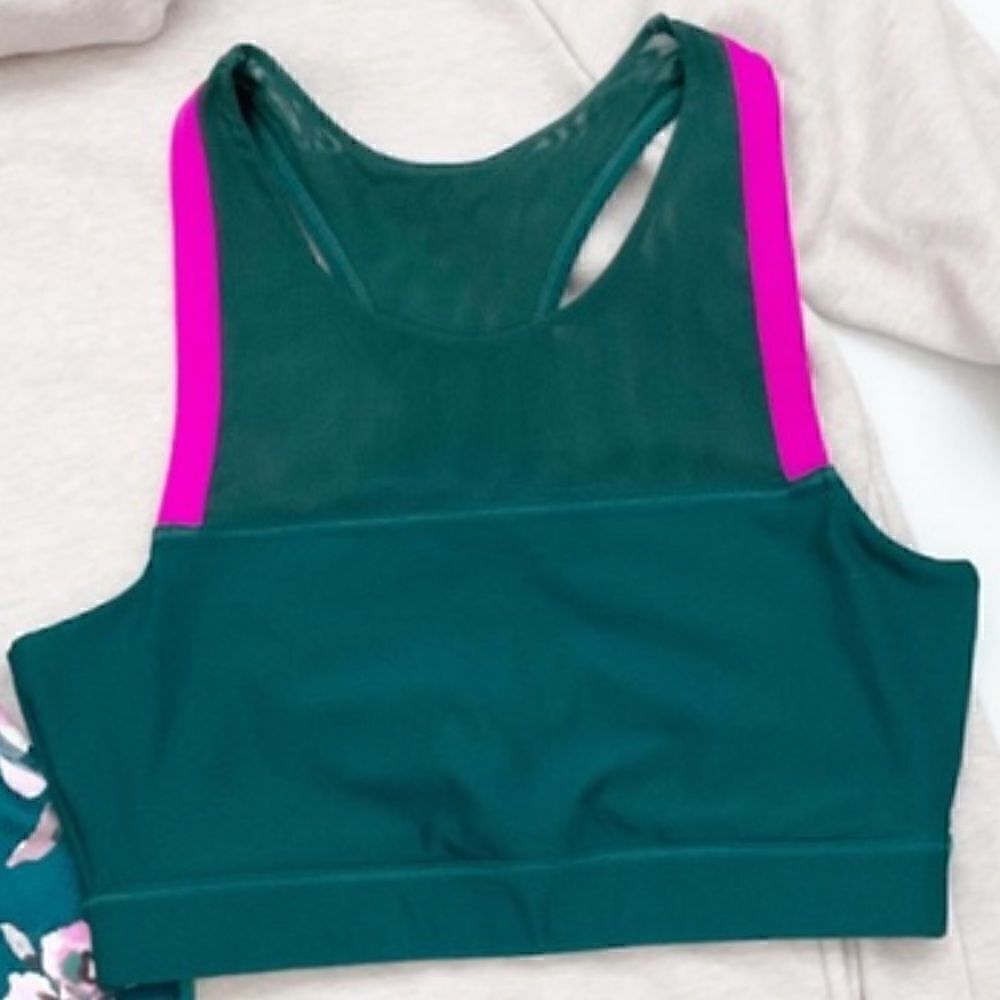 MPG sport high neck mesh sports bra & cut-outs; high compression Green/p…
